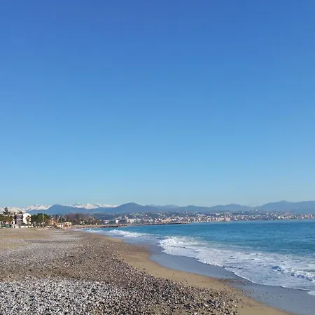 Cap Azur 215