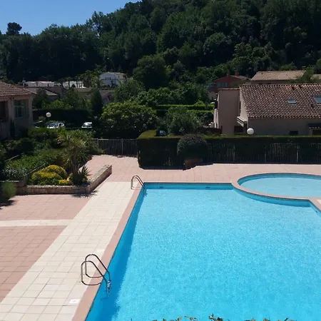 Cap Azur 215